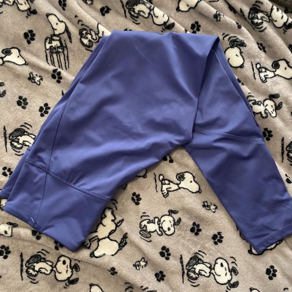 3/$21 Purple  Women's Athletic Leggings Size Large